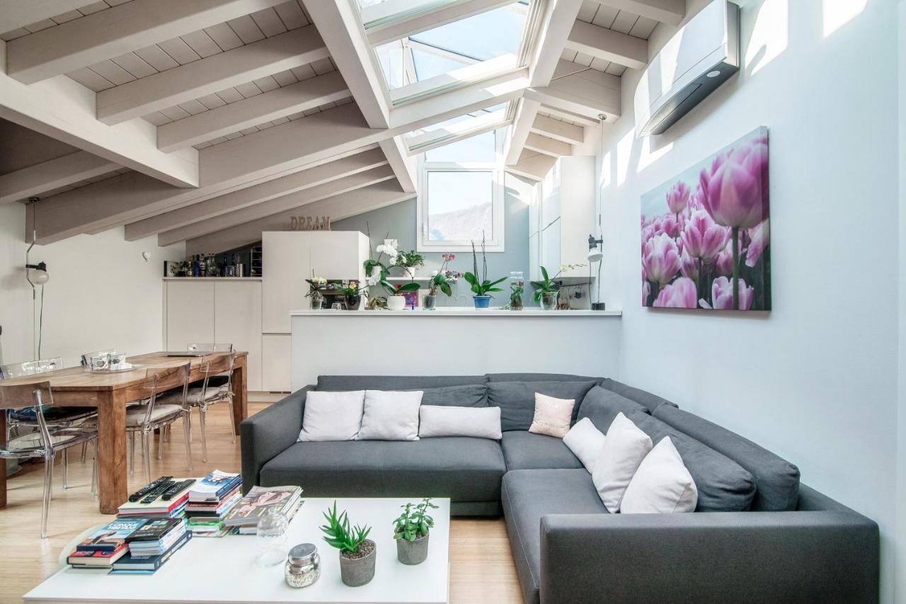 Joivy Isotta'S House With 2 Cosy Balconies Apartment Como Exterior photo